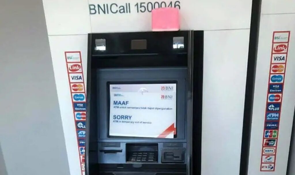 Hindari-untuk-Menggunakan-Mesin-ATM-yang-Sering-Rusak