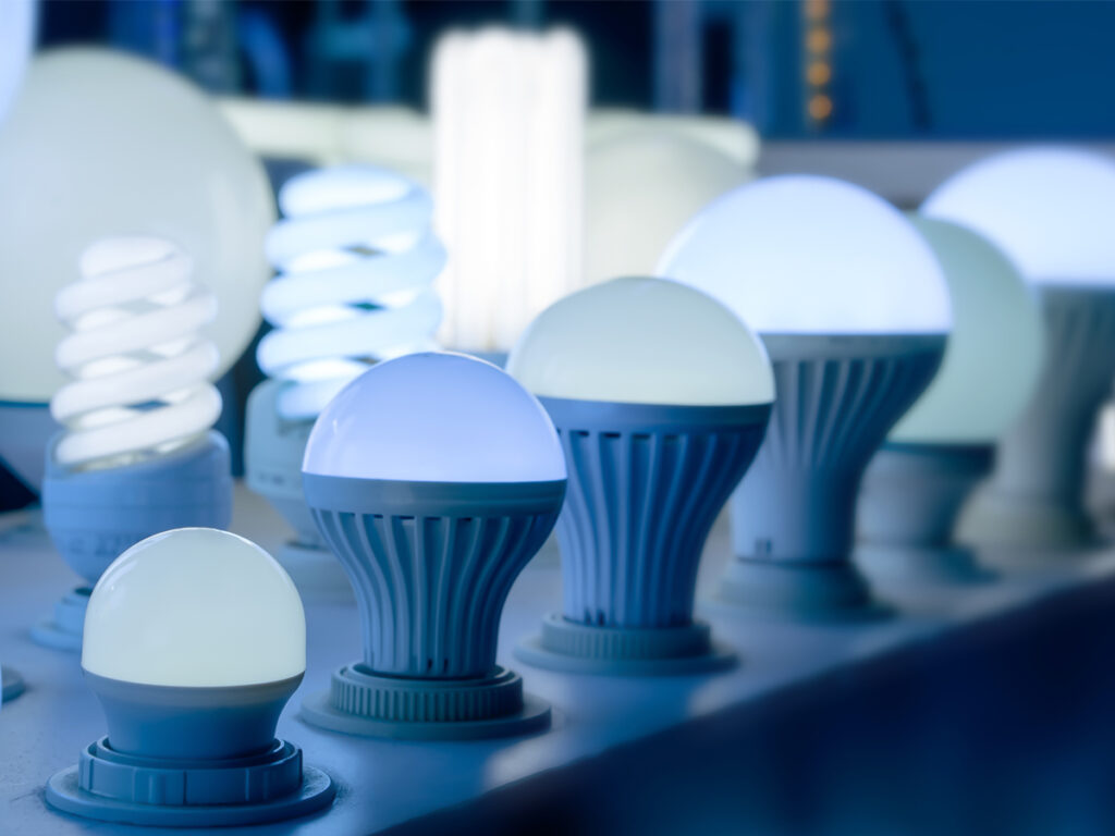 Melakukan-Uji-Kelayakan-Produk-Lampu-LED