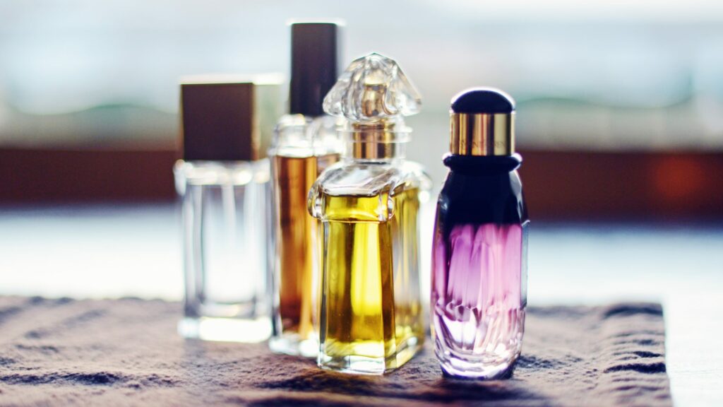 Membuat-Perencanaan-Matang usaha jual parfum