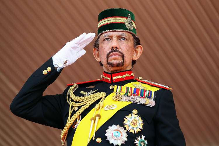 Profil Singkat Sultan Hassanal Bolkiah